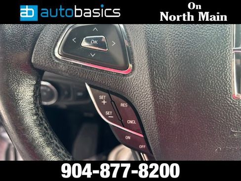 Used 2019 Lincoln MKC Premiere FWD image 24