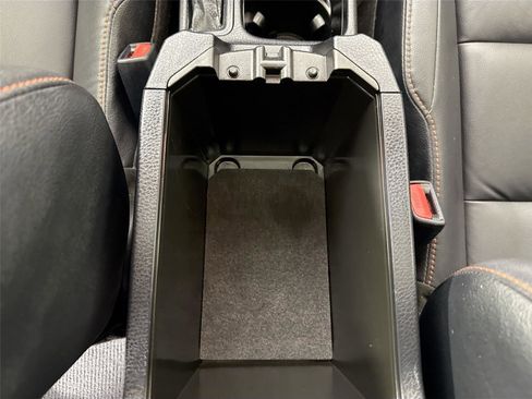 Used 2018 Toyota RAV4 SE image 35