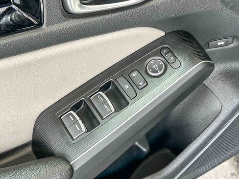 Used 2024 Honda Civic Touring image 25
