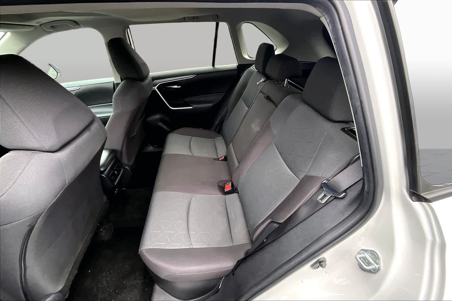 Used 2024 Toyota RAV4 XLE w/ Convenience Package AWD/4WD image 20