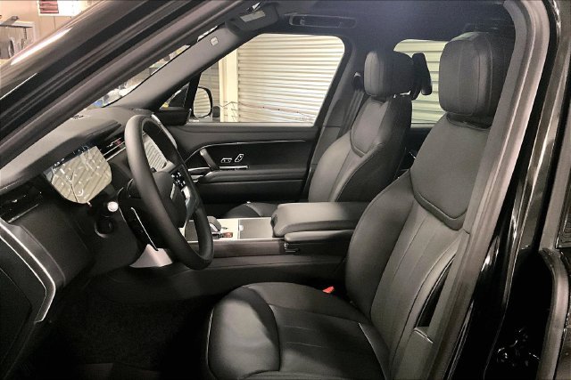 New 2026 Land Rover Range Rover SE AWD/4WD image 8