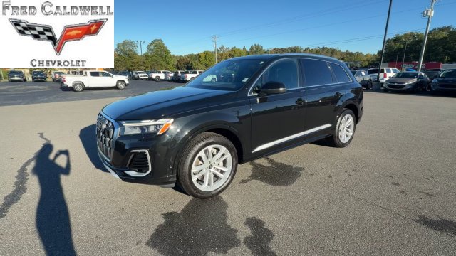 Used 2025 Audi Q7 3.0T Premium Plus AWD/4WD image 7