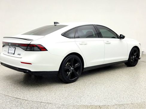 Used 2023 Honda Accord Sport image 5