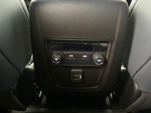 Certified 2024 Buick Enclave Essence w/ Sport Touring Edition image 17