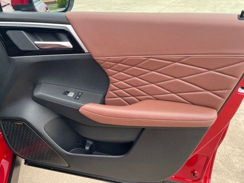 New 2025 Mitsubishi Outlander SEL FWD image 33