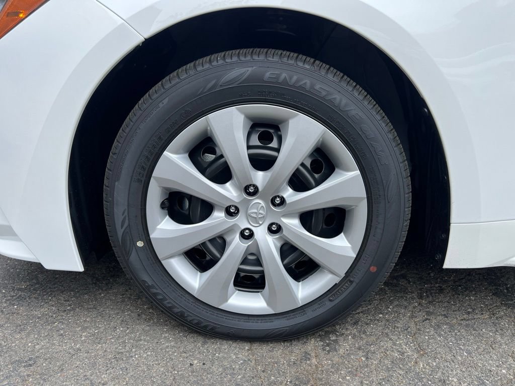 New 2027 Toyota Corolla LE FWD image 6