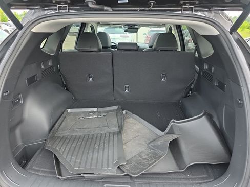 Used 2025 Hyundai Tucson Limited AWD/4WD image 19