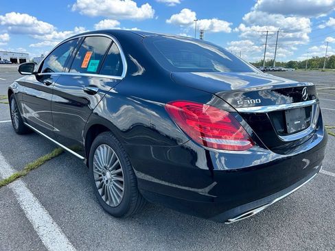 Used 2015 Mercedes-Benz C 300 4MATIC Sedan image 4