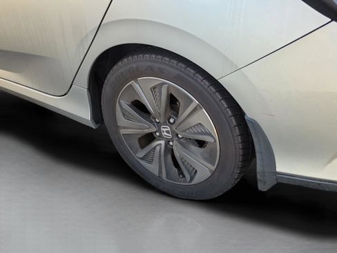 Used 2018 Honda Civic EX image 25