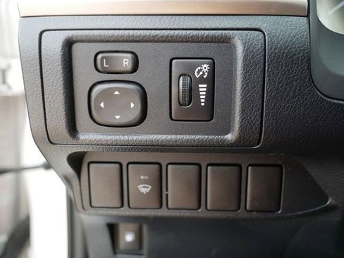 Used 2017 Lexus CT 200h w/ Seat Comfort Package FWD image 23