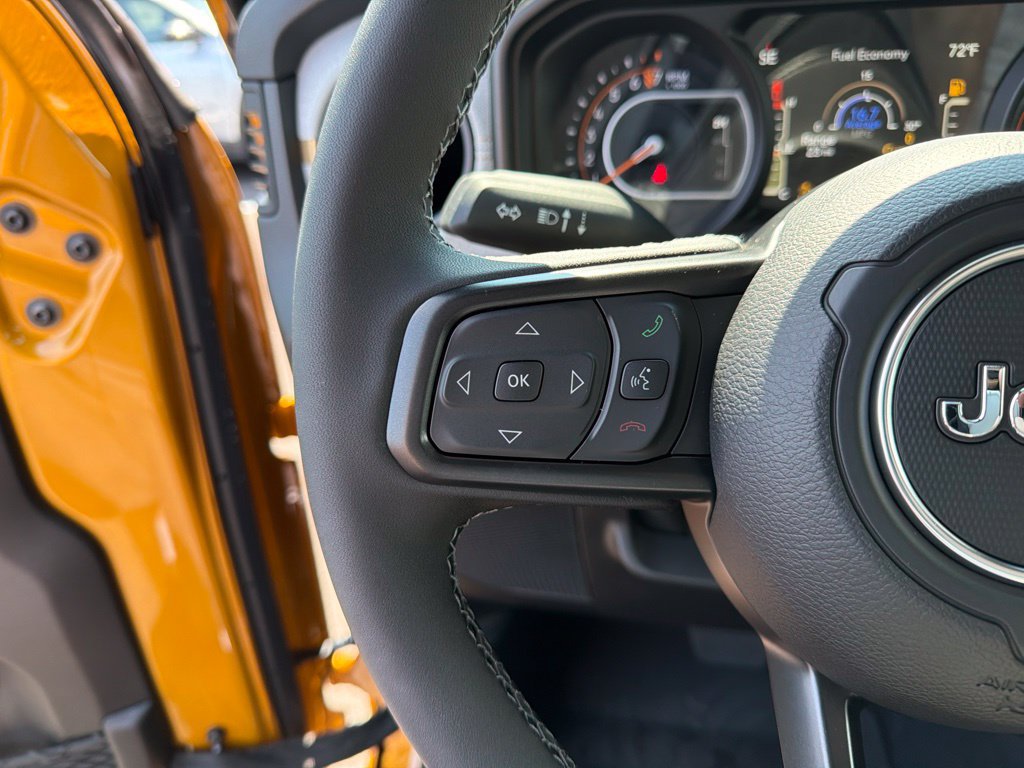 New 2026 Jeep Gladiator Sport AWD/4WD image 17