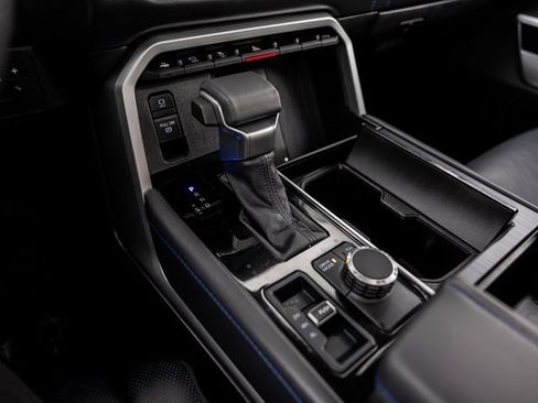 Used 2025 Toyota Tundra Platinum image 22