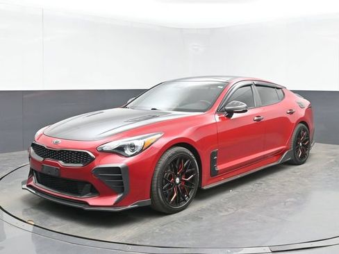 Used 2020 Kia Stinger GT-Line w/ Sun & Sound Package AWD/4WD image 5