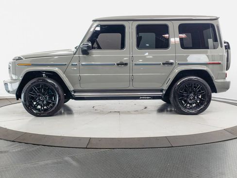 Used 2025 Mercedes-Benz G 580 w/ EQ Technology image 4