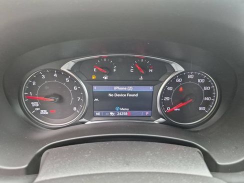 Used 2023 GMC Terrain SLT AWD/4WD image 17