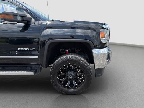 Used 2019 GMC Sierra 2500 SLT w/ Duramax Plus Package AWD/4WD image 35