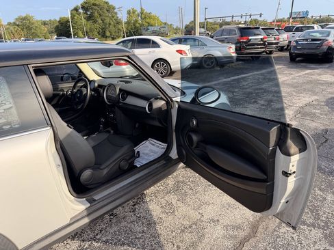 Used 2013 MINI Cooper Hardtop FWD image 11