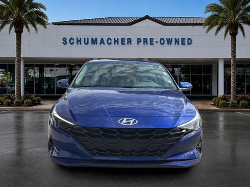 Used 2021 Hyundai Elantra SEL FWD image 2