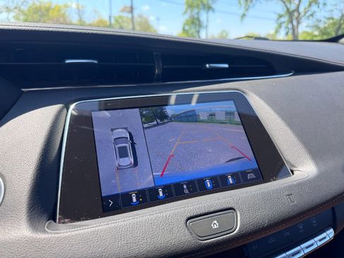 Used 2019 Cadillac XT4 Sport AWD/4WD image 17