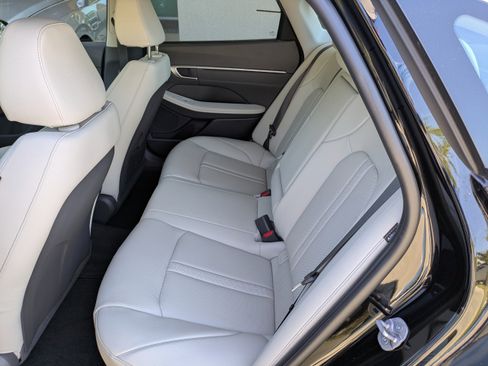 Certified 2024 Hyundai Sonata Limited image 15