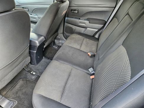 Used 2016 Mitsubishi Outlander Sport ES image 29