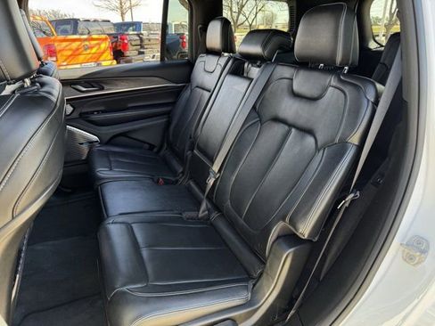 Used 2022 Jeep Grand Cherokee L Overland image 30