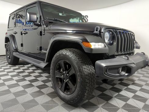 Used 2023 Jeep Wrangler Altitude image 6