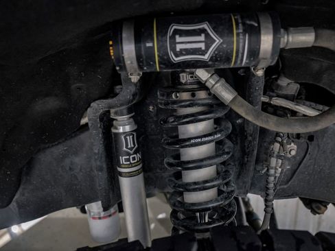 Used 2024 Ford F350 Platinum w/ FX4 Off-Road Package image 69