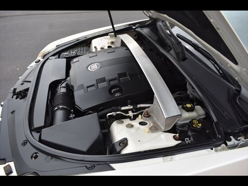 Used 2013 Cadillac CTS Coupe RWD image 38