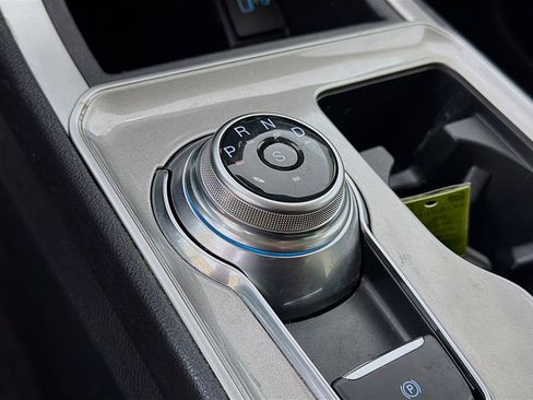 Used 2024 Ford Edge SEL w/ Convenience Package image 34