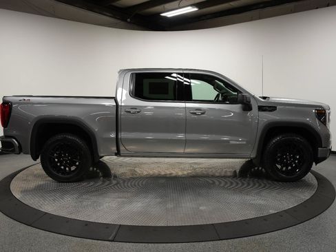New 2026 GMC Sierra 1500 Elevation AWD/4WD image 9