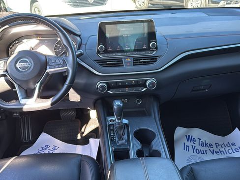 Used 2019 Nissan Altima 2.5 SR w/ SR Premium Package image 5