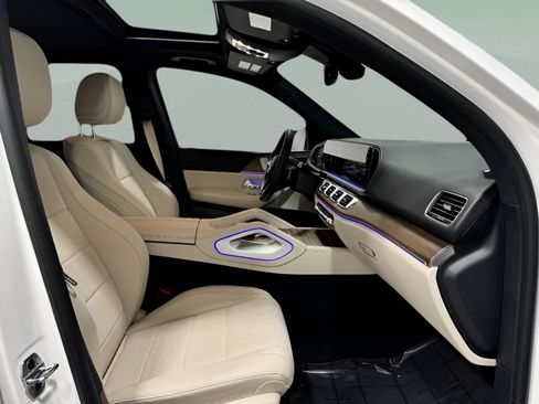 Certified 2025 Mercedes-Benz GLE 450 4MATIC image 19