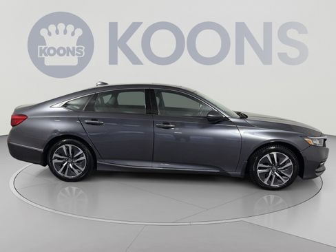 Used 2020 Honda Accord Touring image 8