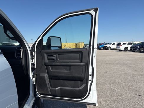 Used 2024 RAM 2500 Tradesman AWD/4WD image 19