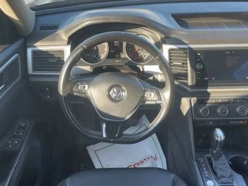 Used 2018 Volkswagen Atlas SE image 14