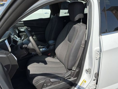 Used 2017 Chevrolet Equinox LS AWD/4WD image 11