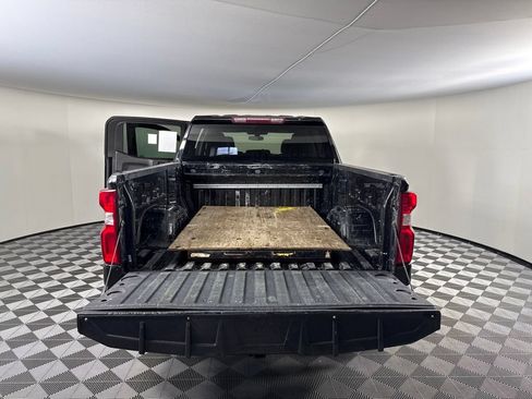 Used 2019 Chevrolet Silverado 1500 RST AWD/4WD image 29
