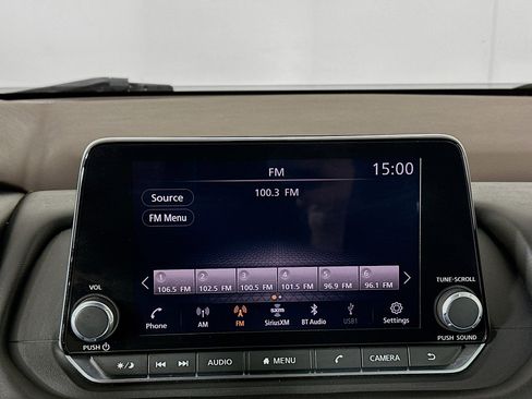 Used 2022 Nissan Rogue SV image 19