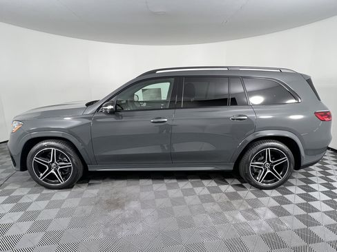 New 2026 Mercedes-Benz GLS 450 450 image 9