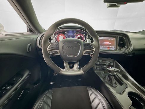 Used 2023 Dodge Challenger SRT Hellcat w/ Driver Convenience Group image 4
