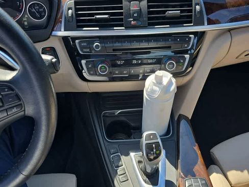 Used 2017 BMW 330i xDrive Sedan image 7