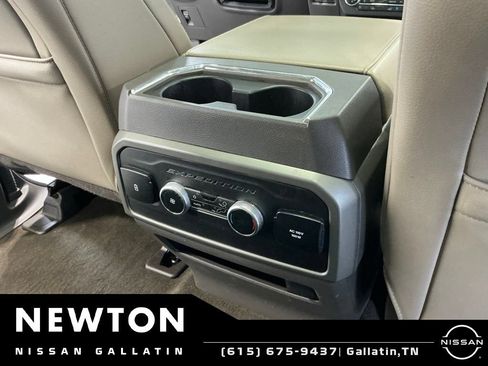 Used 2021 Ford Expedition XLT AWD/4WD image 23