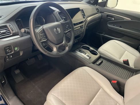 Used 2019 Honda Passport EX-L image 2