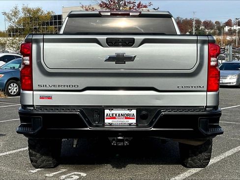 Used 2023 Chevrolet Silverado 1500 Custom Trail Boss image 4