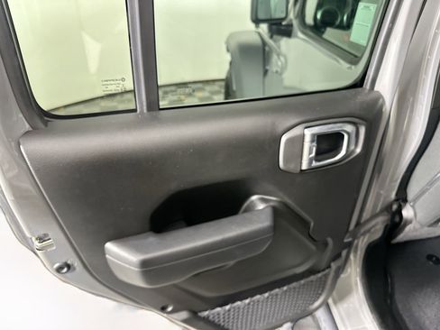 Used 2023 Jeep Wrangler Unlimited image 26