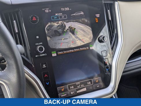 Used 2022 Subaru Outback Limited image 23