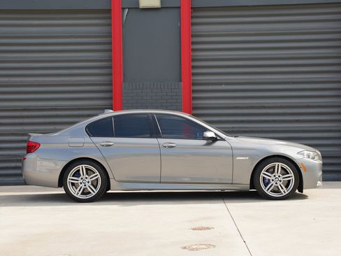 Used 2014 BMW 550i xDrive 550i xDrive image 7