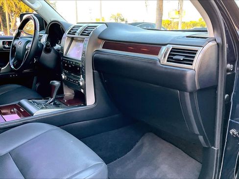 Used 2019 Lexus GX 460 Premium image 19