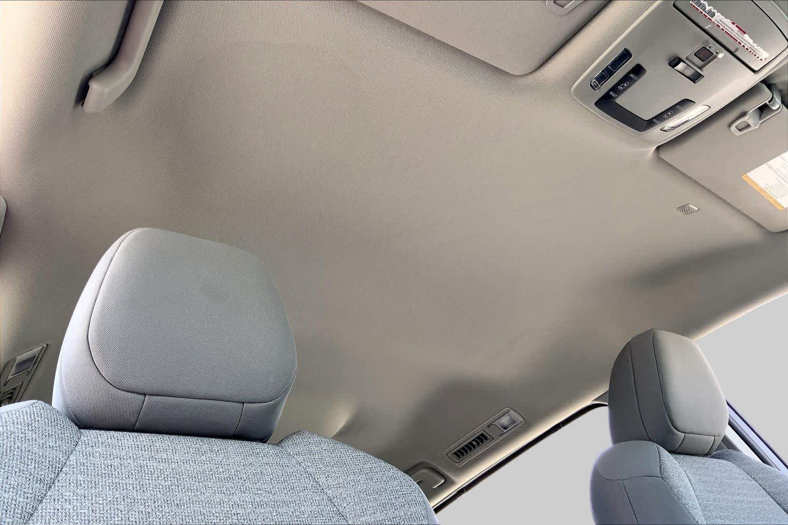 Used 2022 Toyota Sienna LE FWD image 14